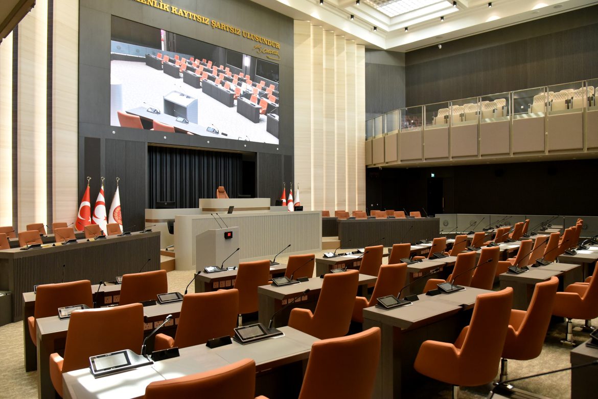 Meclis yarın toplanacak. Genel Kurul’un gündeminde üç yasa tasarısı var