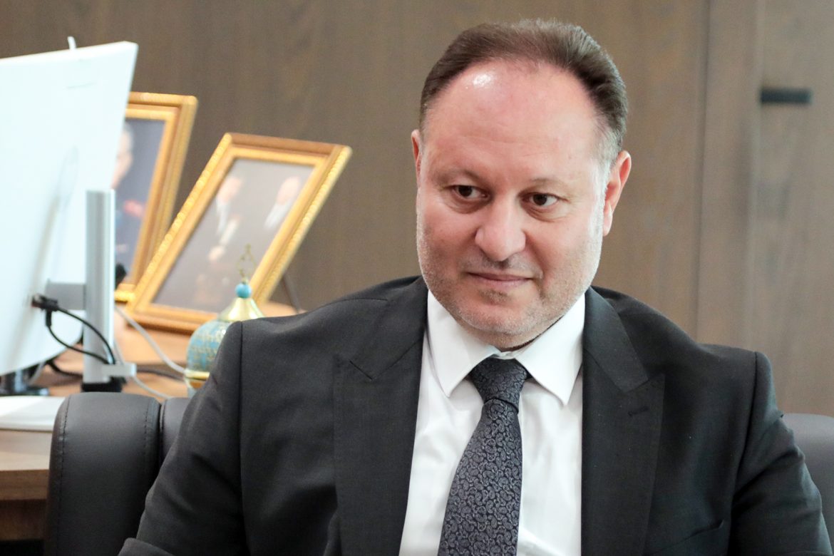 Meclis Başkanı Öztürkler’den Babalar Günü mesajı