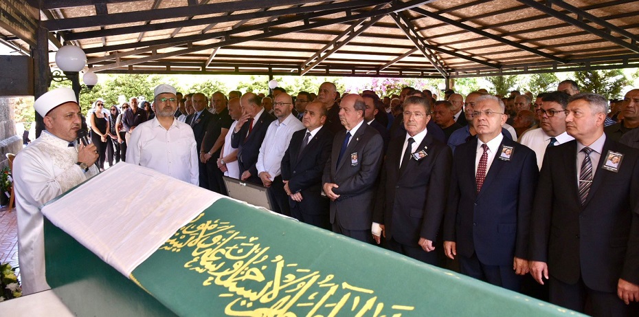 Başbakan Üstel’in ablası Selma Kumova, son yolculuğuna uğurlandı