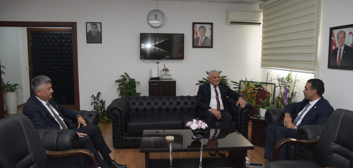 Gardiyanoğlu, görev süresi sona eren Sivil Savunma Teşkilatı Başkanı Karaca ve görevi devralacak Balaban’ı kabul etti