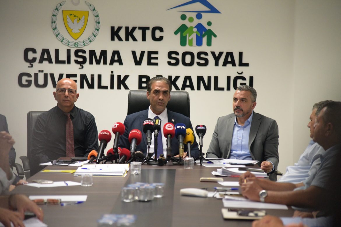 Gardiyanoğlu: Başlattığımız yeni çalışmayla bir sonraki asgari ücrette artış oranı azalacak