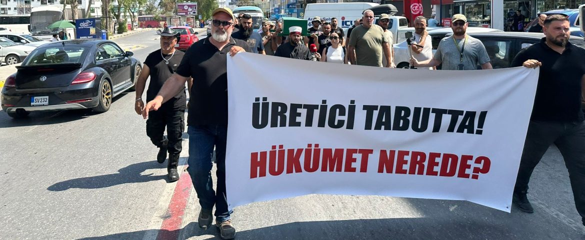 Hayvan Üreticileri ve Yetiştiricileri Birliği eylem yaptı