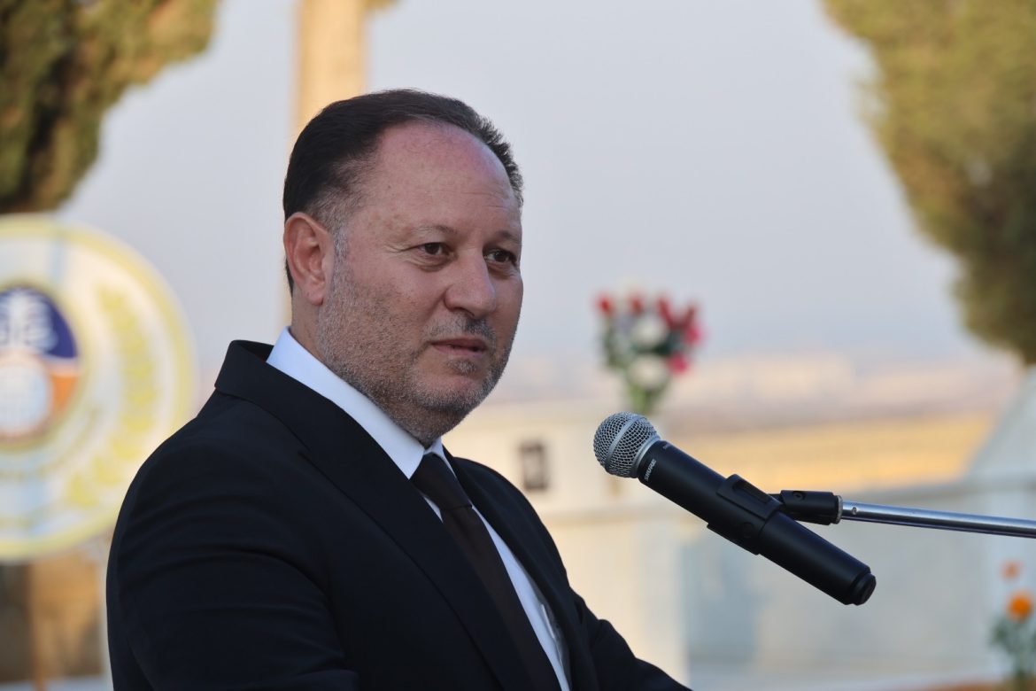 Ziya Öztürkler: Toprağın altında yatanlar bir milletin direniş ruhudur