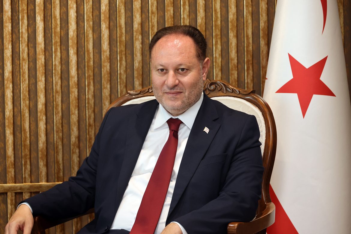 Öztürkler:Hristodulidis’in Türk yargısının kararları hakkındaki açıklaması, yargı bağımsızlığına ve halkımızın güvenliğine ciddi saygısızlık