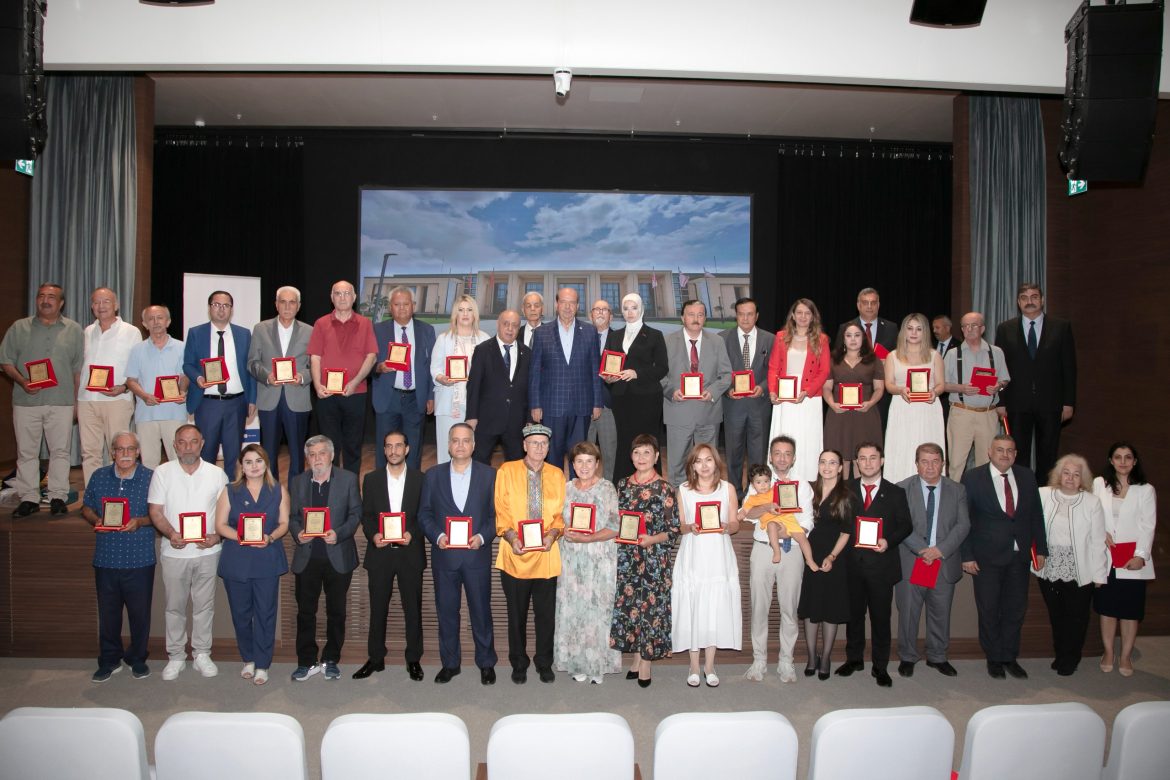 Cumhurbaşkanı Tatar’a Türk Dünyası Yüksek Hizmet Ödülü verildi