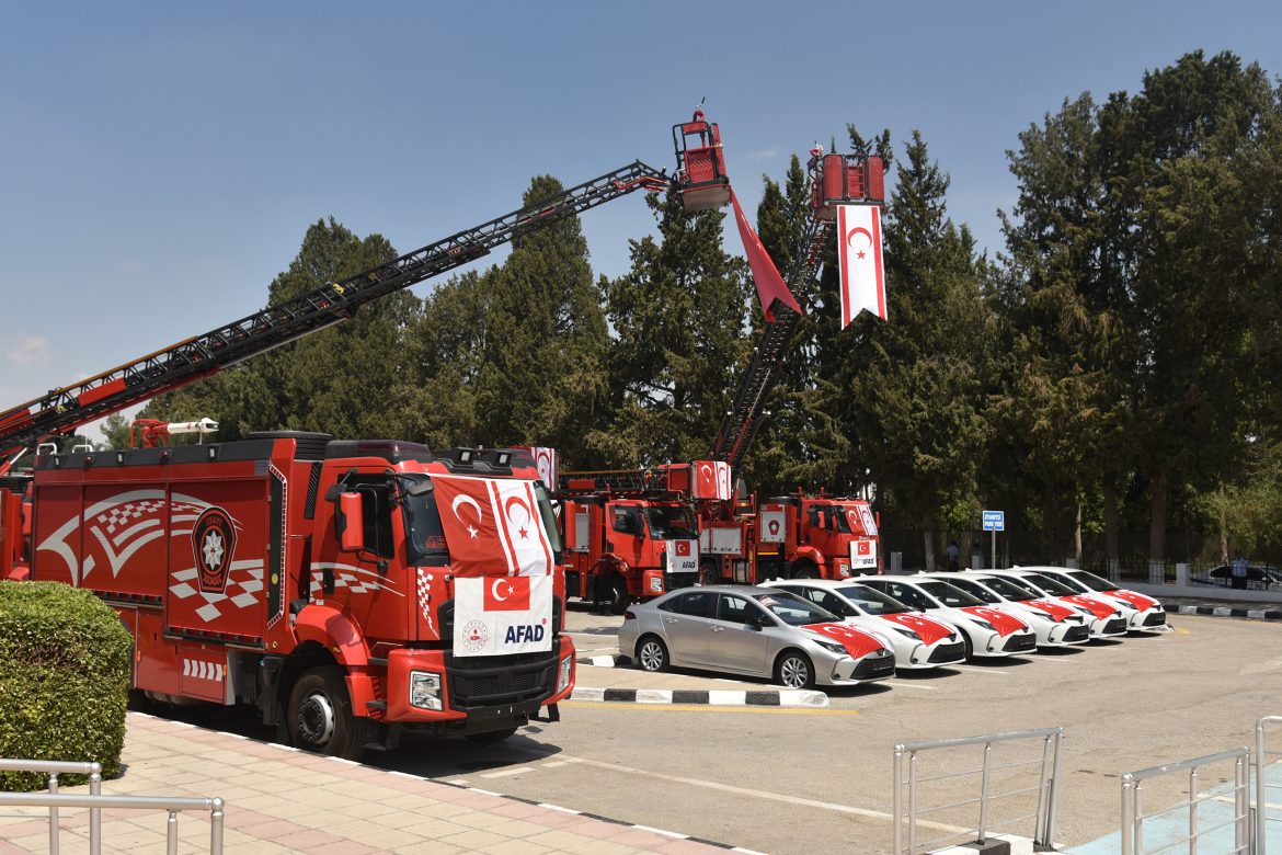 Türkiye tarafından hibe edilen 29 araç, törenle PGM’ye teslim edildi